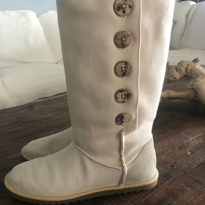 UGG Australia Button Sheepskin Boots Size 8